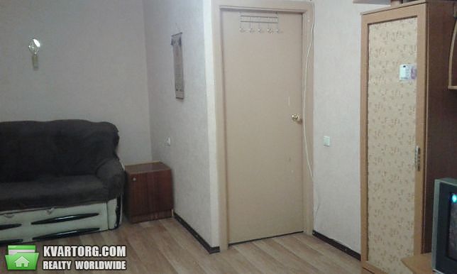 Rent out 1-room apartment. Киев,  Зодчих — photo 2