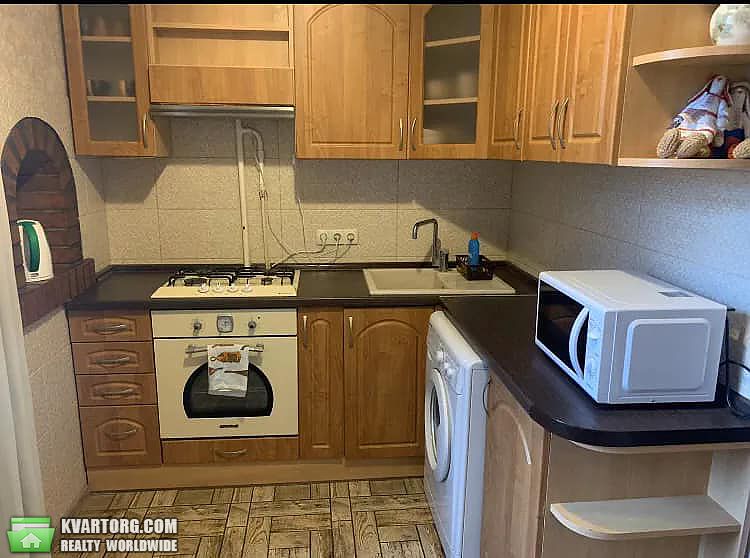 Rent out 2-room apartment. Киев,  Костельная — photo 5