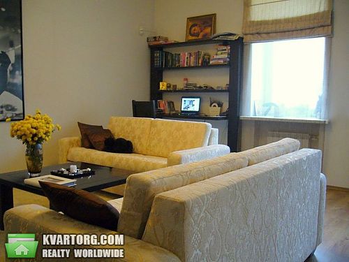 Rent out 2-room apartment. Киев, Толстого — photo 2