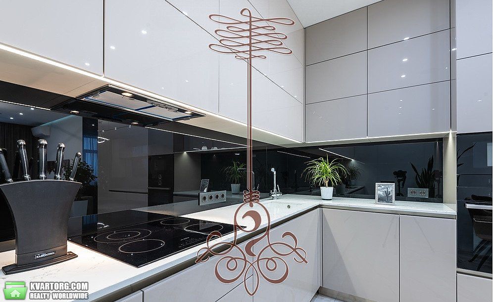 Sell 3-room apartment. Киев,  Драгомирова — photo 4
