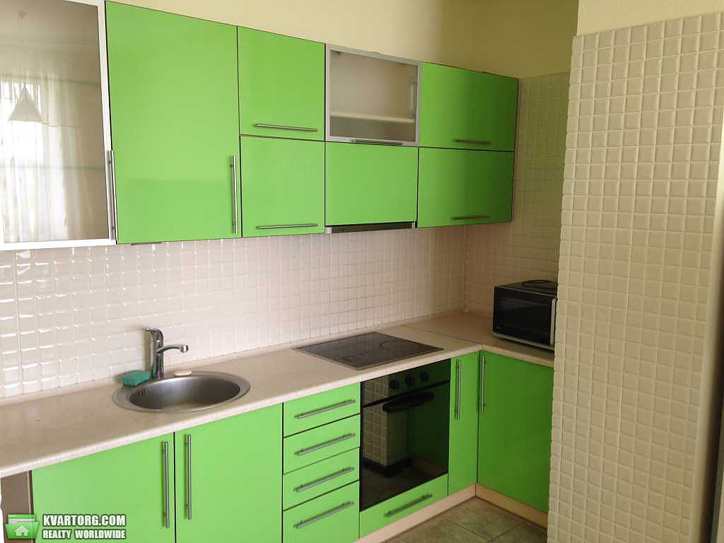 Rent out 2-room apartment. Киев, Щорса — photo 7