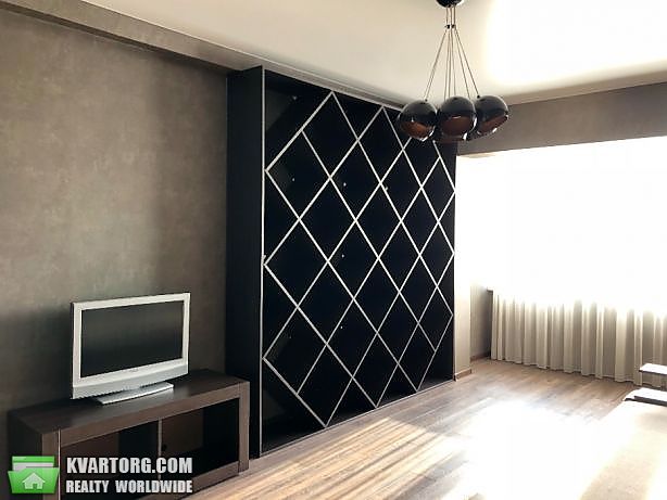 Rent out 2-room apartment. Киев,  Щусева — photo 7