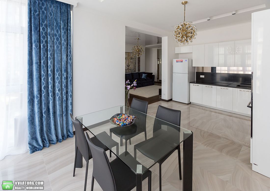 Sell 3-room apartment. Киев,  Драгомирова — photo 4
