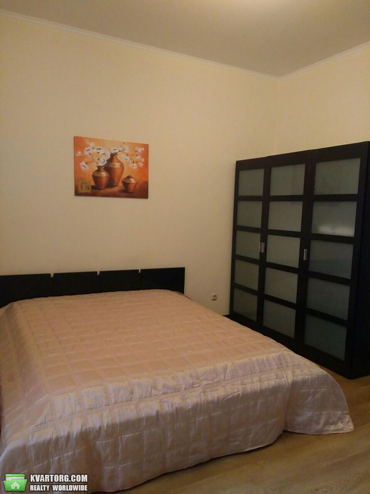 Rent out 3-room apartment. Киев,  Леси Украинки бул — photo 3