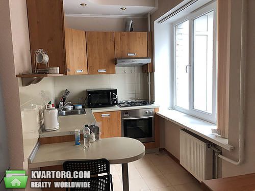 Rent out 2-room apartment. Киев, Гончара — photo 1