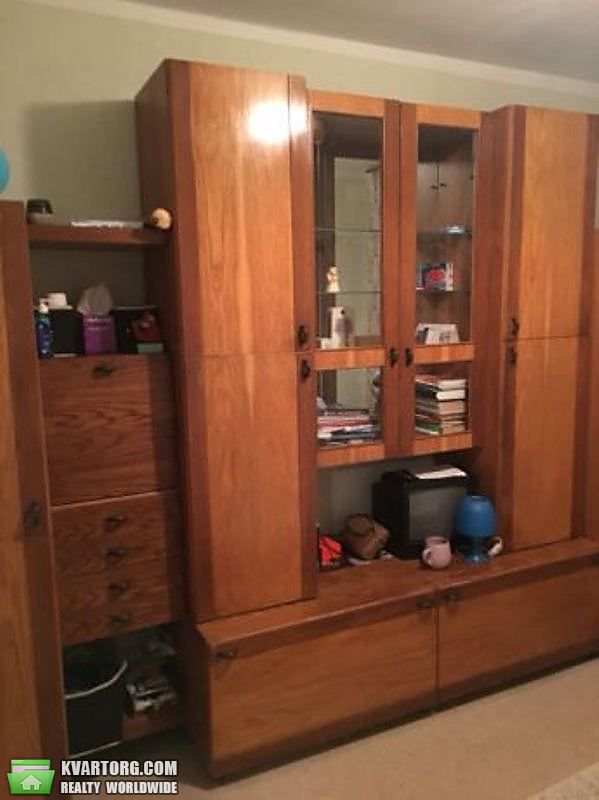 Sell 2-room apartment. Киев,  Жмеринская — photo 2