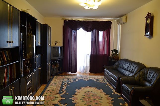 Rent out 2-room apartment. Киев, Героев Сталинграда просп. — photo 2