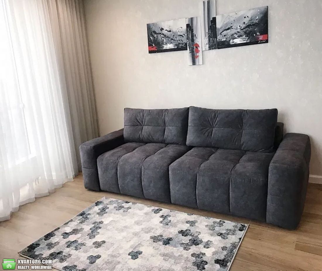 Rent out 2-room apartment. Киев,  Щорса — photo 2