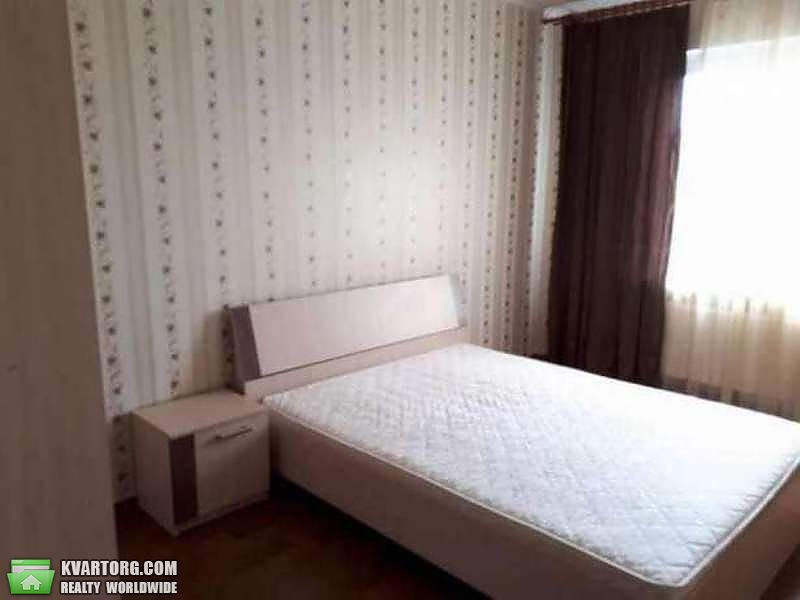 Sell 3-room apartment. Киев,  Милославская — photo 1