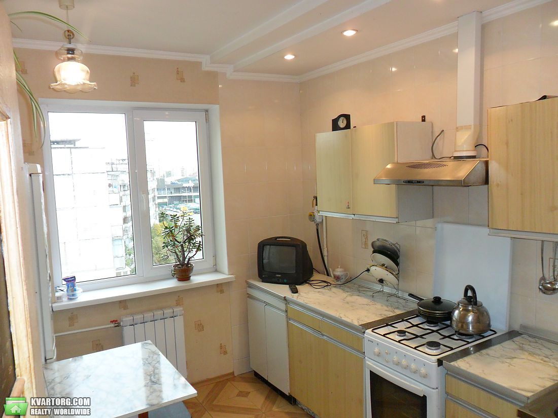 Sell 3-room apartment. Киев, пр. Оболонский — photo 2