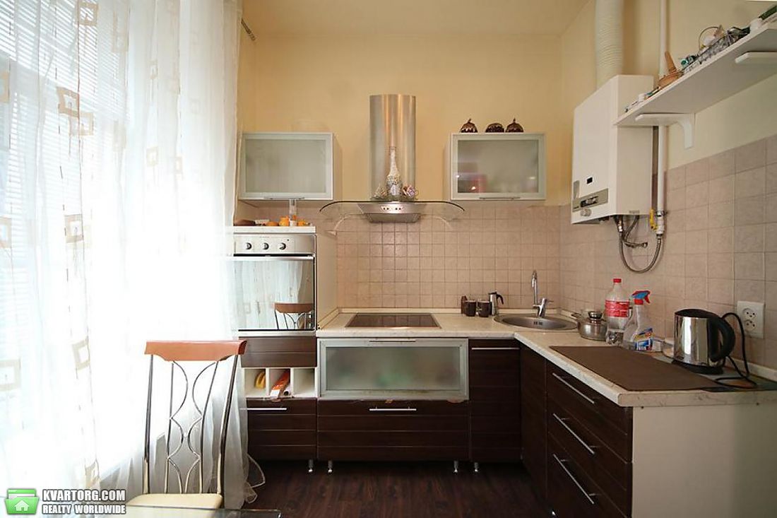 Rent out 2-room apartment. Киев,  Саксаганского — photo 10