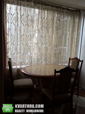 Rent out 1-room apartment. Киев,  Святошинская пл — photo 3