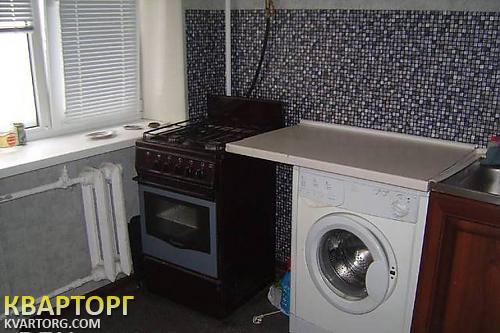 Rent out 2-room apartment. Киев, Леси Украинки бульв. — photo 3