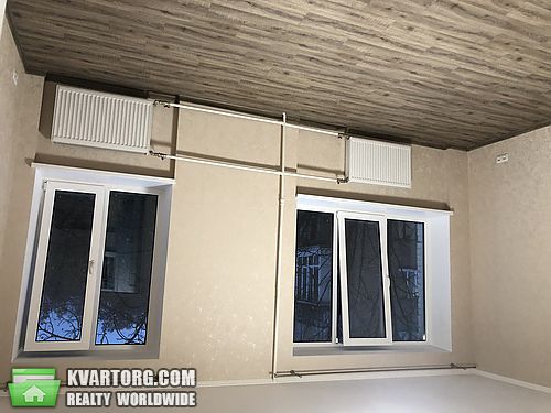Sell 3-room apartment. Киев,  Салютная — photo 2