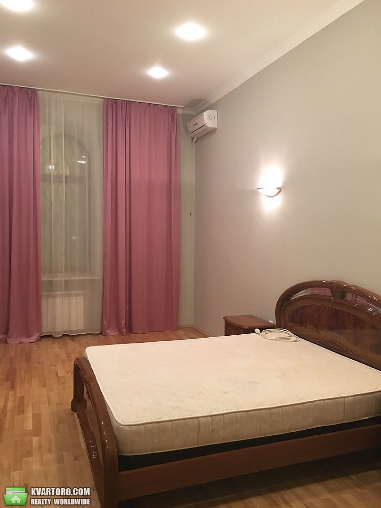 Rent out 4-room apartment. Киев,  Рейтарская — photo 6
