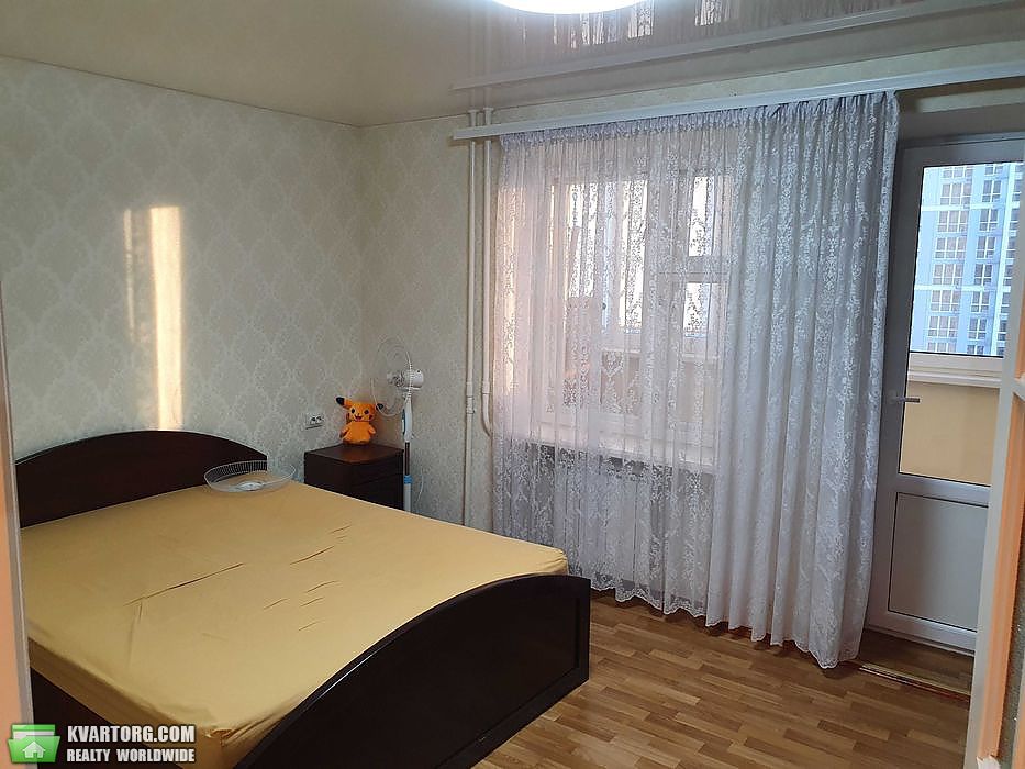 Rent out 2-room apartment. Киев,  Декабристов — photo 8