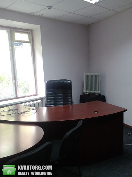 Rent out office. Киев, Бассейная — photo 1