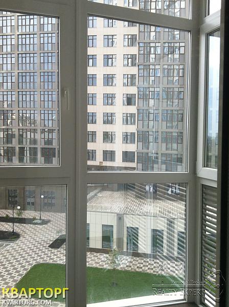Sell 3-room apartment. Киев,  Драгомирова — photo 10