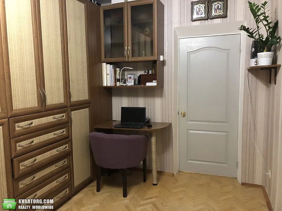 Sell 3-room apartment. Киев, Малогвардейская — photo 1