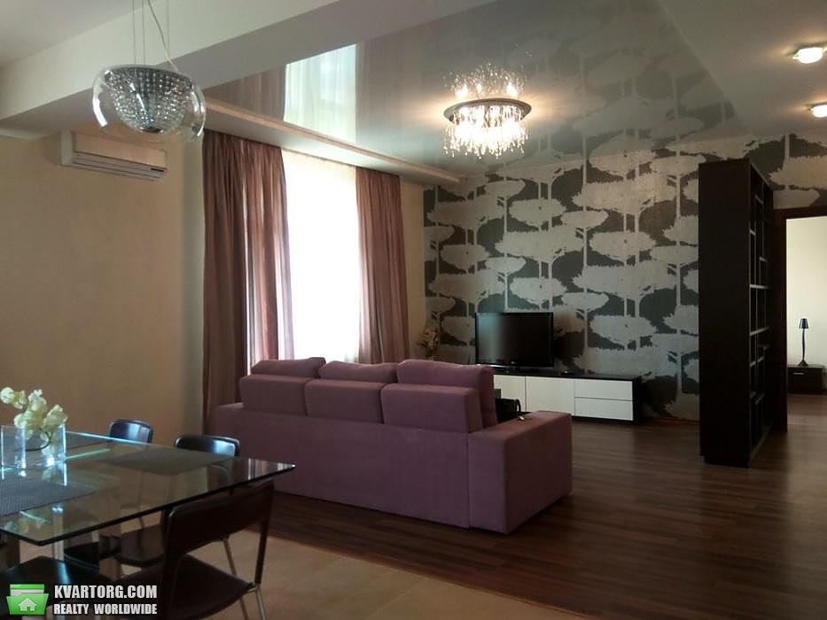 Rent out 2-room apartment. Киев,  Старонаводницкая — photo 2