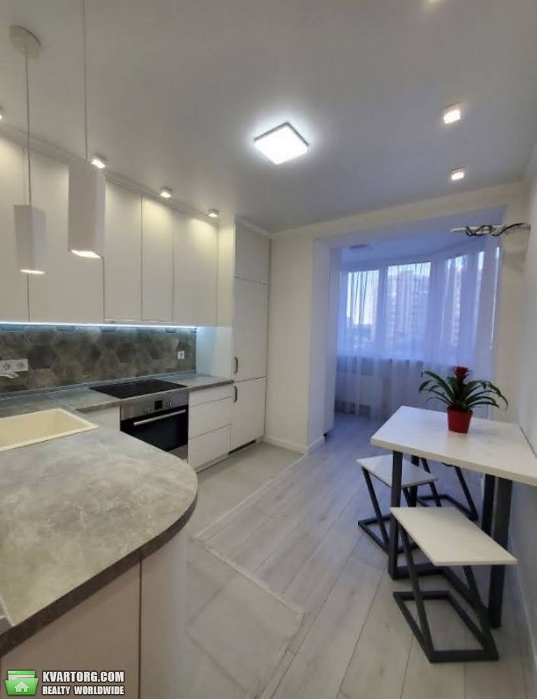 Sell 1-room apartment. Киевская обл., Миру — photo 1