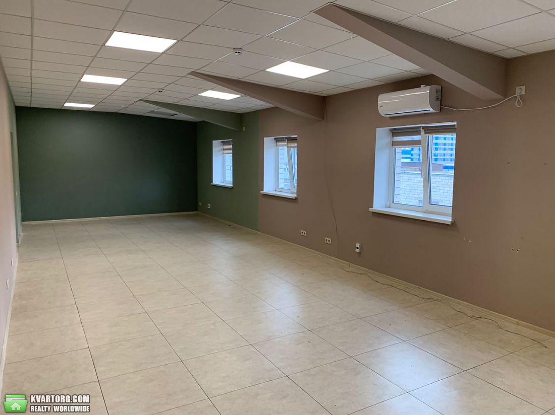 Rent out office. Киев, Новоконстантиновская — photo 3