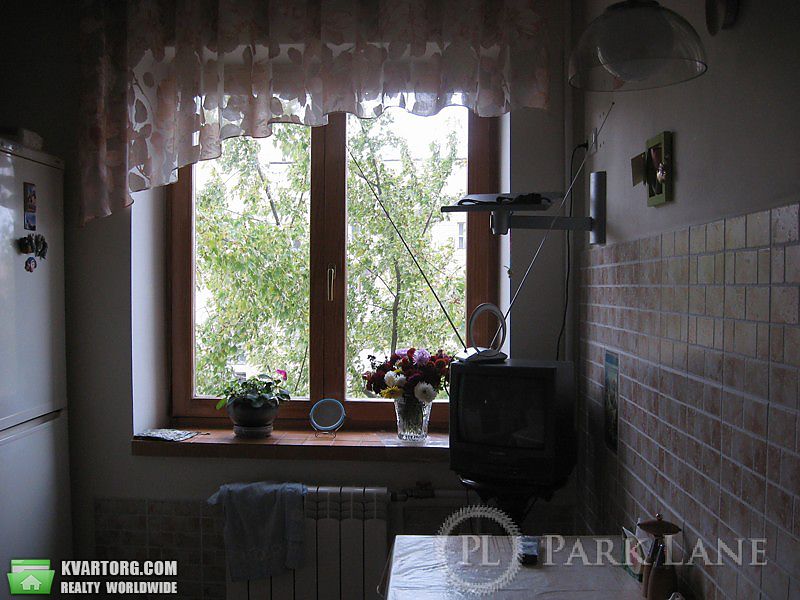 Sell 3-room apartment. Киев,  Малокитаевская — photo 10