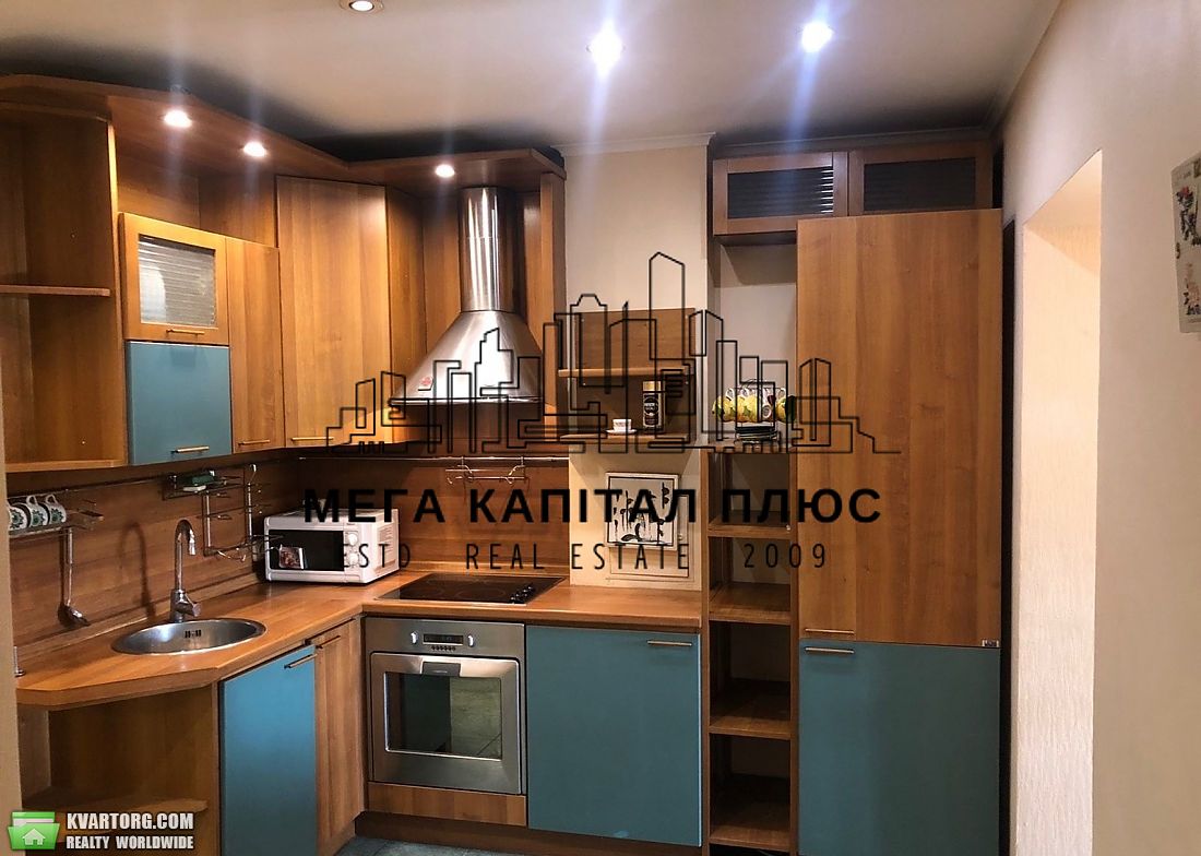 Rent out 3-room apartment. Киев, Предславинська — photo 1