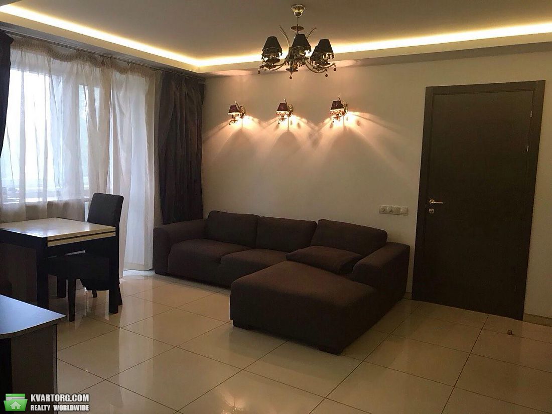 Rent out 2-room apartment. Киев,  Леси Украинки бул — photo 1