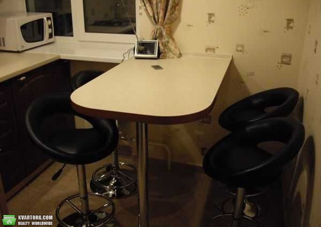 Rent out 2-room apartment. Киев,  Федорова — photo 9