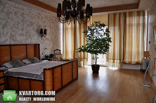 Rent out 4-room apartment. Киев,  Грушевского — photo 7