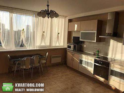 Rent out 3-room apartment. Киев,  Амосова — photo 2