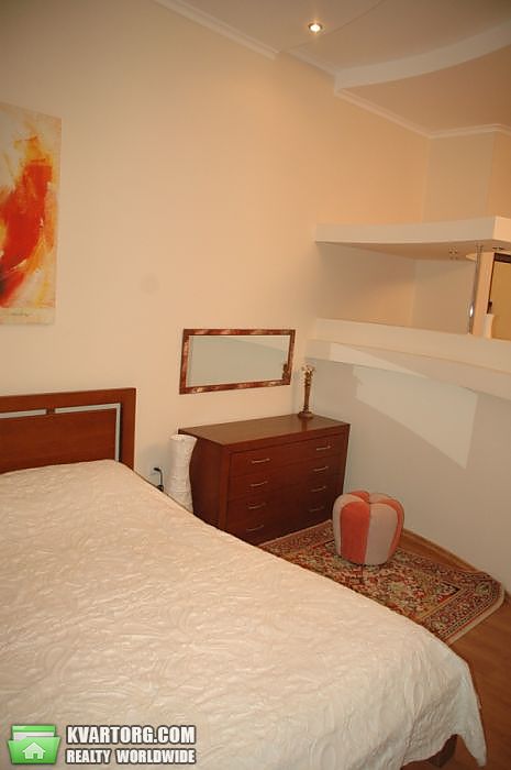 Rent out 1-room apartment. Киев,  Большая Васильковская — photo 5