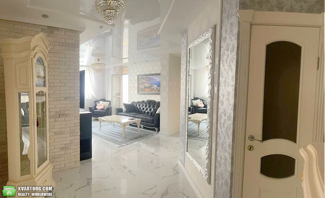 Sell 2-room apartment. Киев,  Урловская — photo 2