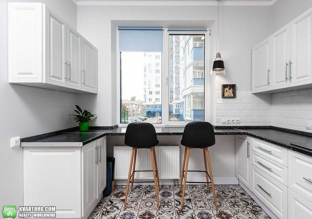 Sell 3-room apartment. Киев, Кирилло-Мефодиевская — photo 3