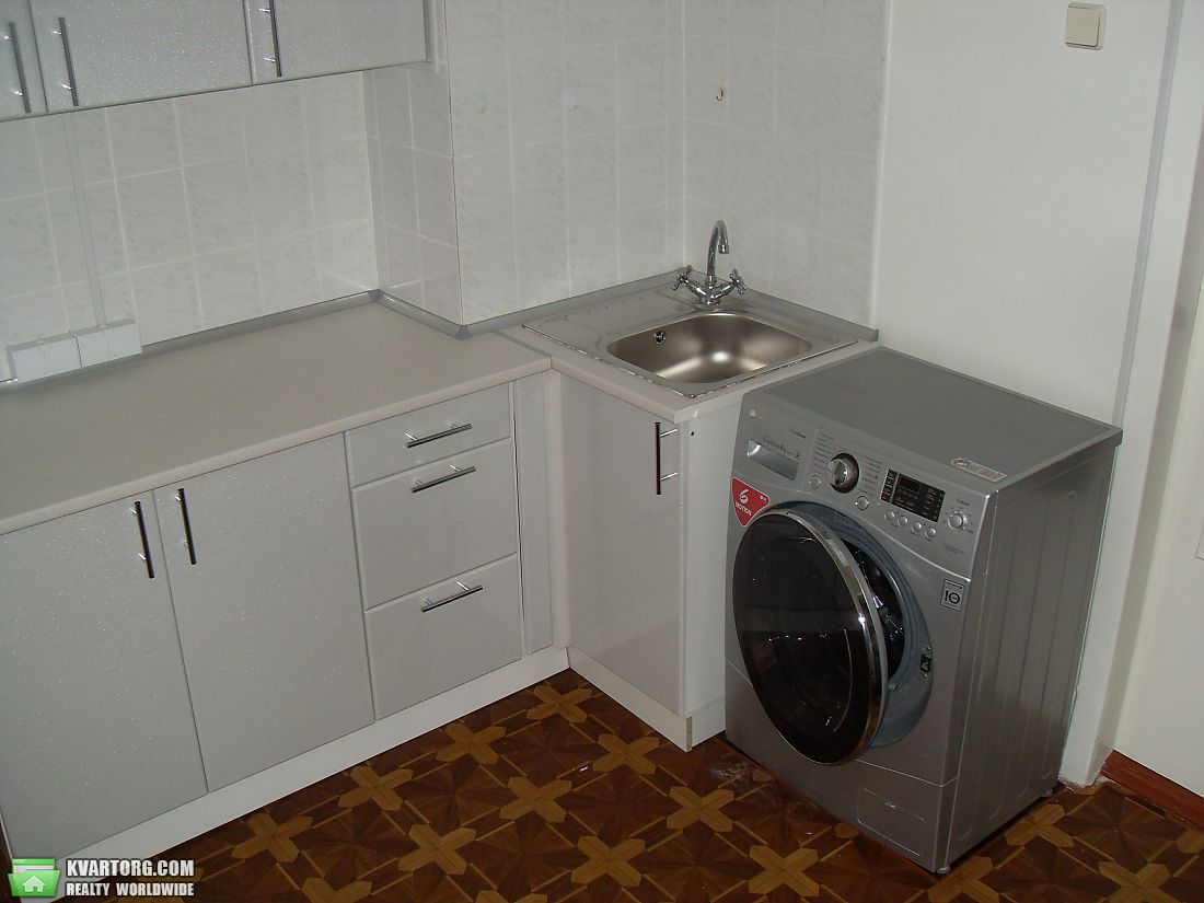 Rent out 2-room apartment. Киев, Виктора Ярмолы — photo 6