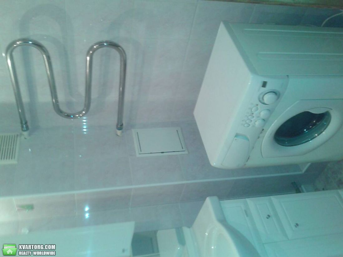 Rent out 2-room apartment. Киев,  Лесной пр — photo 9