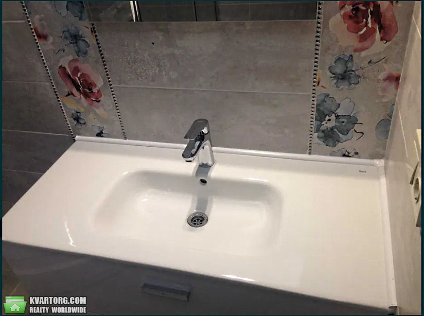 Rent out 2-room apartment. Киев, Дубініна — photo 4