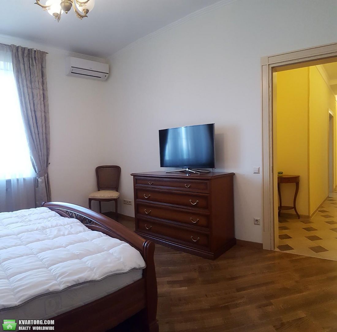 Rent out 2-room apartment. Киев,  Руданского — photo 4