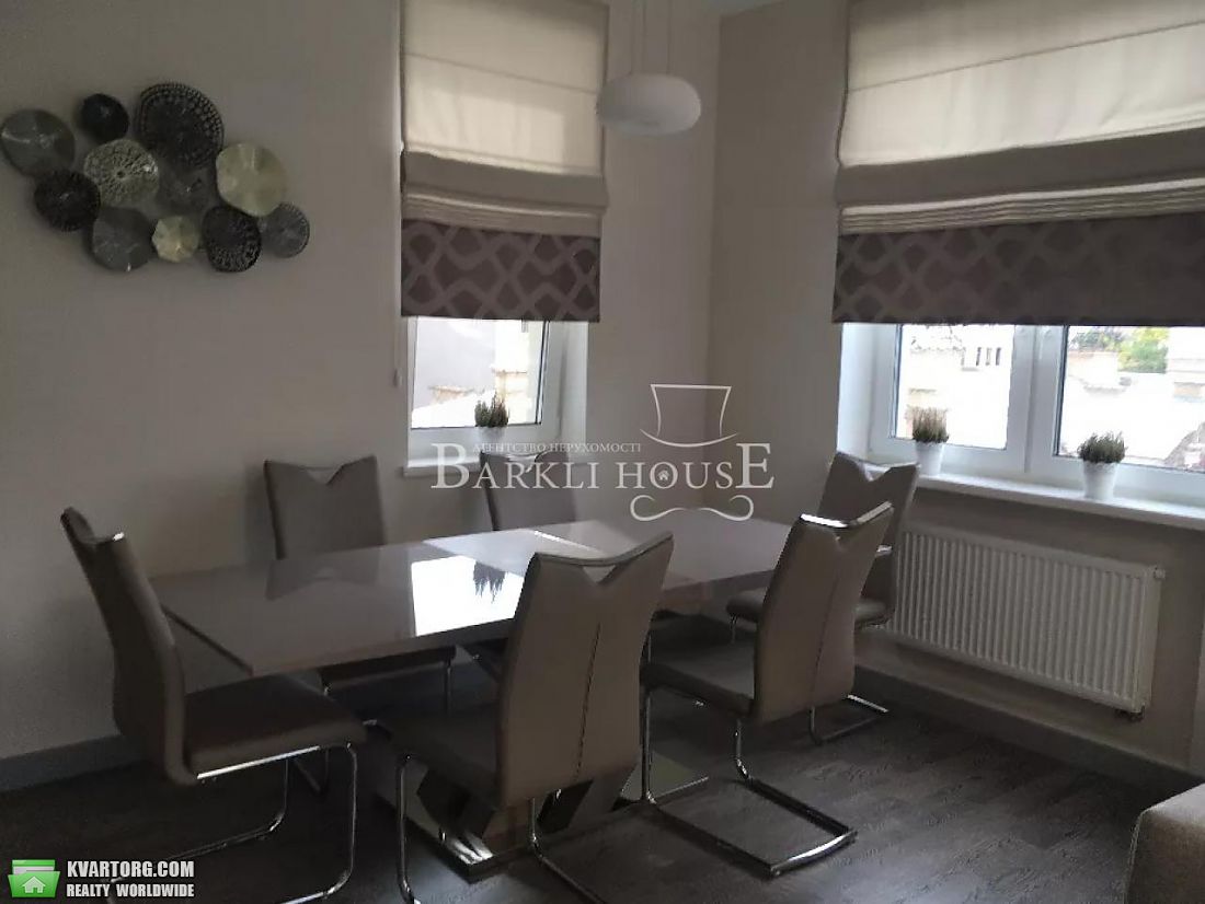 Rent out 3-room apartment. Киев,  Спасская — photo 2