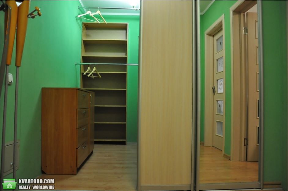Sell 1-room apartment. Киев,  Урловская — photo 4