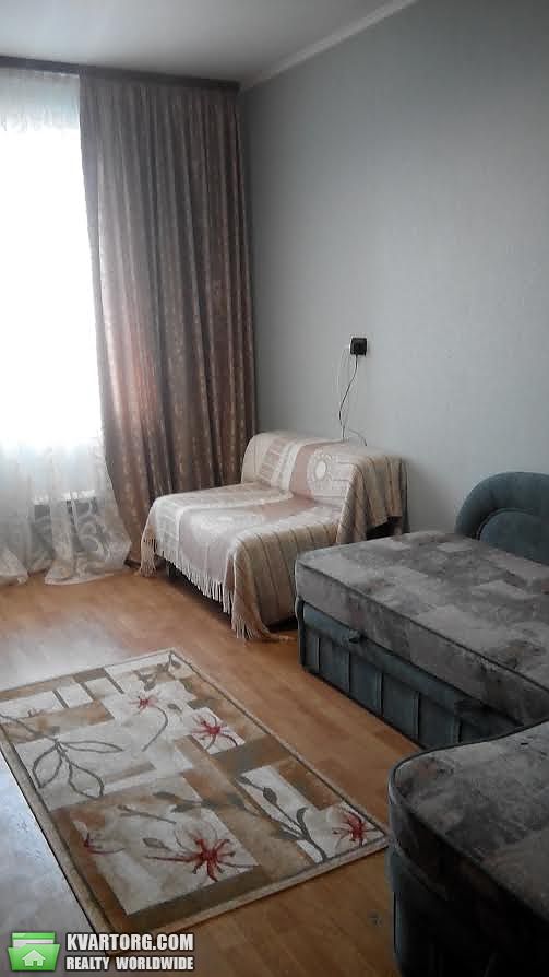 Sell 2-room apartment. Киев,  Радунская — photo 1