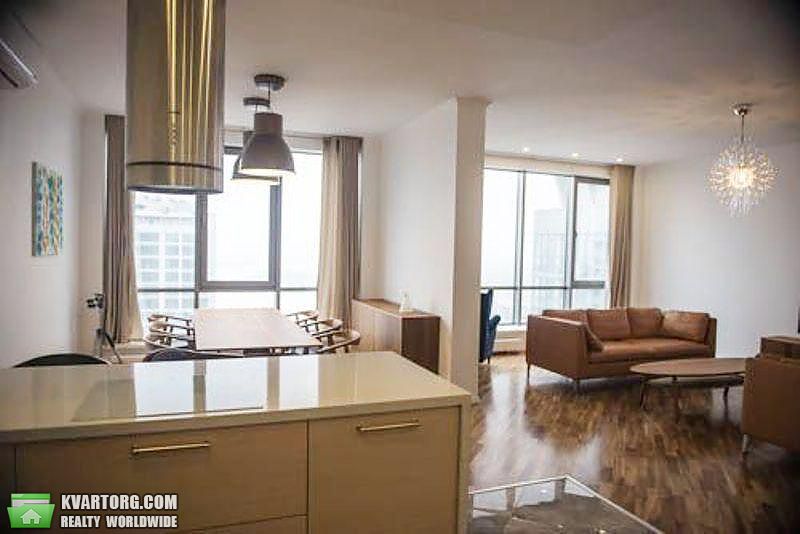 Rent out 3-room apartment. Киев,  Днепровская наб — photo 1