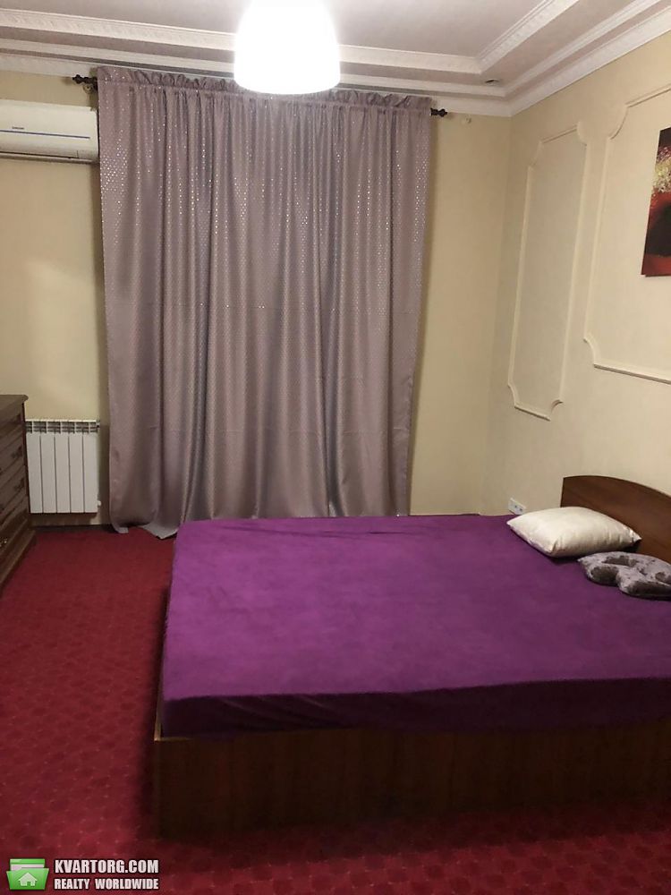 Rent out 3-room apartment. Киев,  Шевченко бул — photo 5