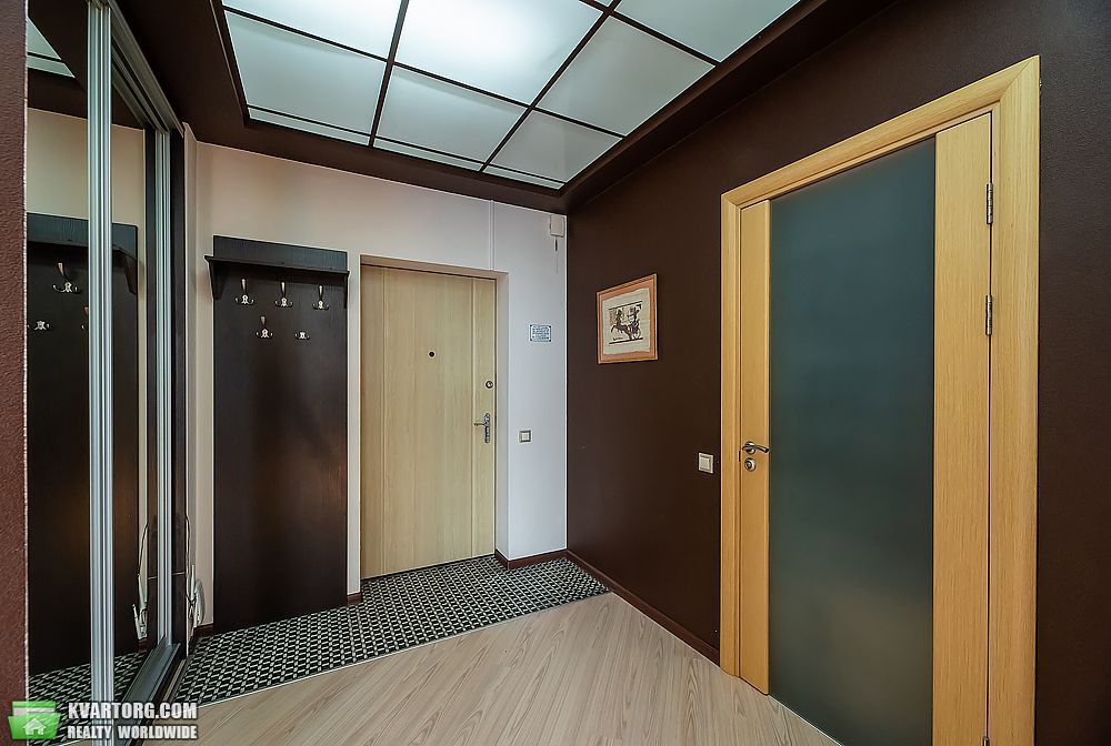 Rent out 1-room apartment. Киев, Мишуги — photo 8