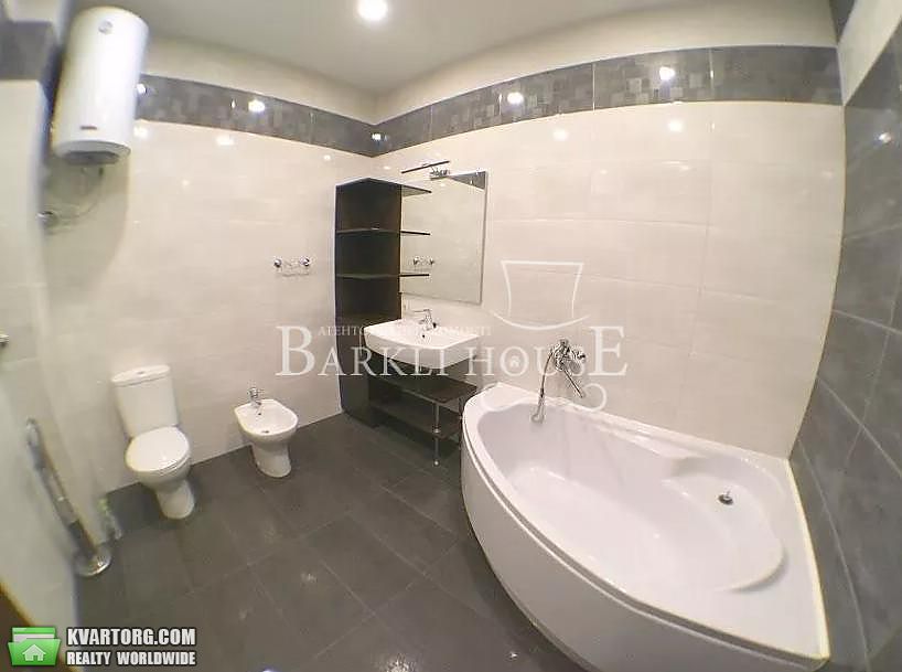 Rent out 4-room apartment. Киев,  Полтавская — photo 10