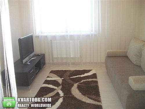 Rent out 1-room apartment. Киев,  Оболонская наб — photo 2