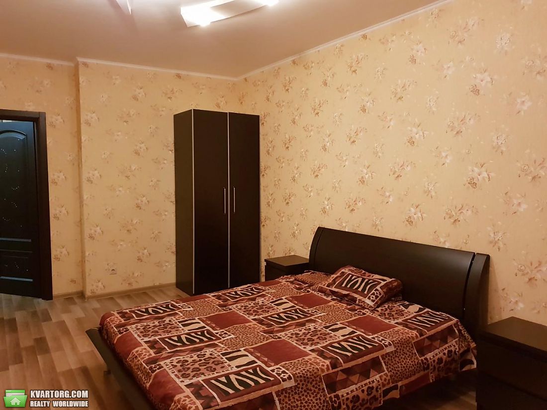 Rent out 3-room apartment. Киев,  Голосеевский пр — photo 8