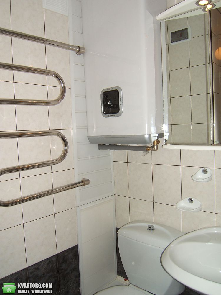 Rent out 1-room apartment. Киев, Антоновича — photo 4