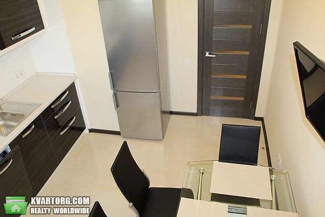 Rent out 1-room apartment. Киев, Сикорского — photo 6